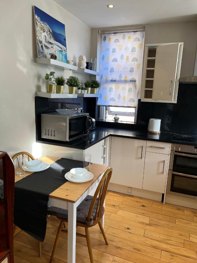Stunning 1 Bedroom In Stunning Location - Mayfair Area Londra Dış mekan fotoğraf