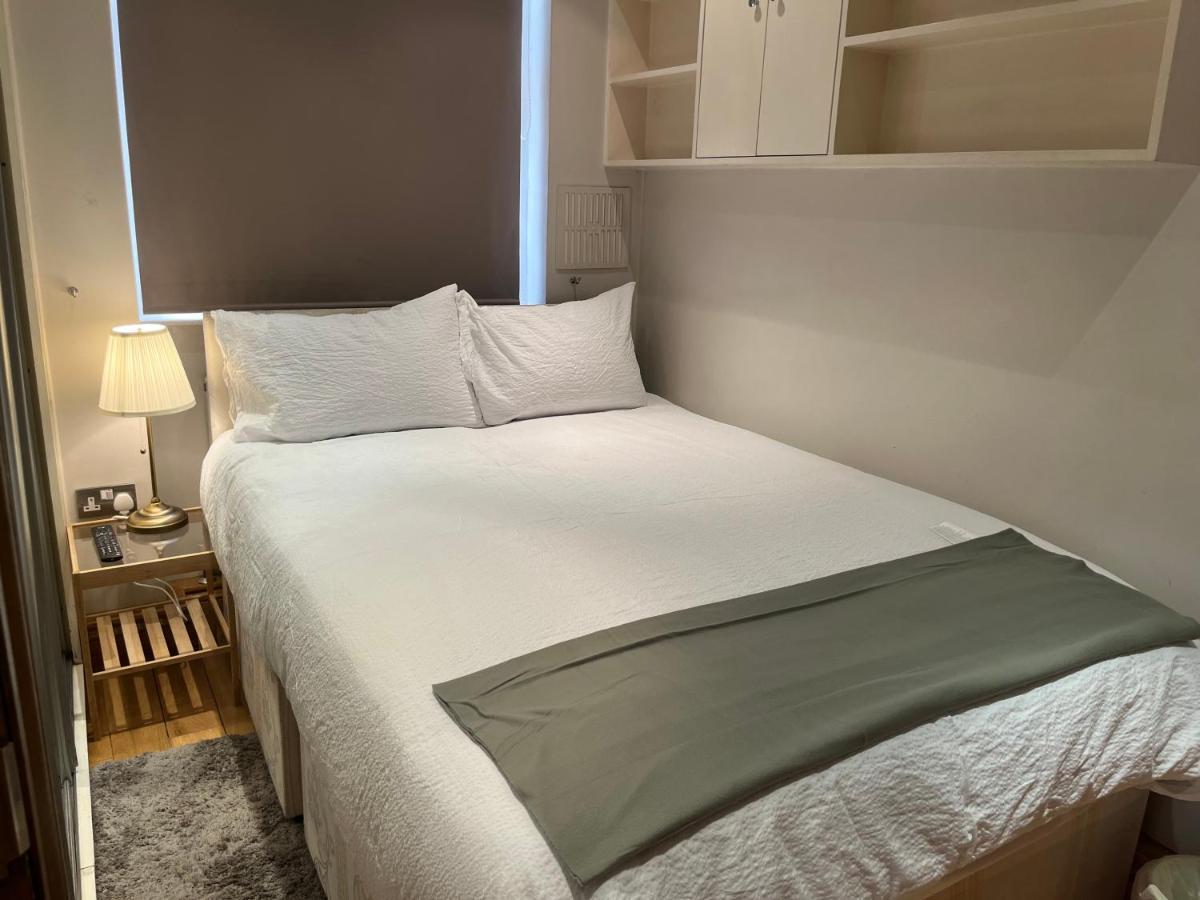 Stunning 1 Bedroom In Stunning Location - Mayfair Area Londra Dış mekan fotoğraf