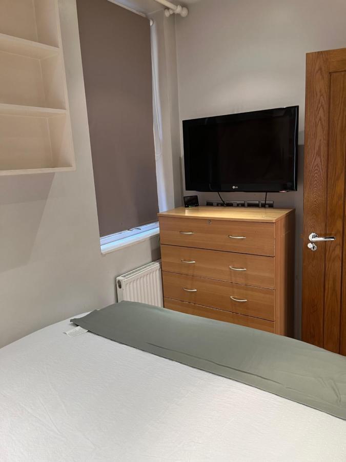 Stunning 1 Bedroom In Stunning Location - Mayfair Area Londra Dış mekan fotoğraf