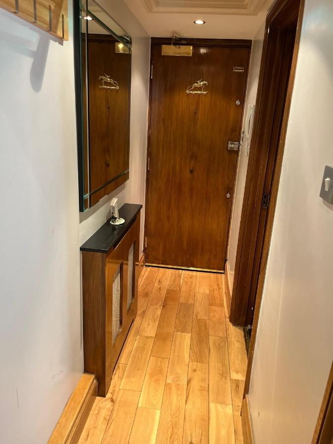 Stunning 1 Bedroom In Stunning Location - Mayfair Area Londra Dış mekan fotoğraf
