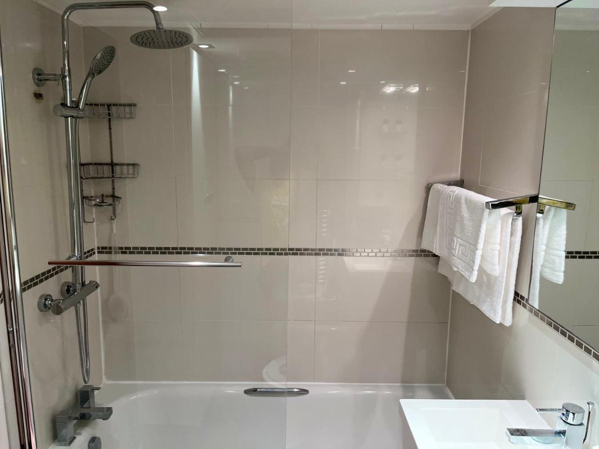 Stunning 1 Bedroom In Stunning Location - Mayfair Area Londra Dış mekan fotoğraf